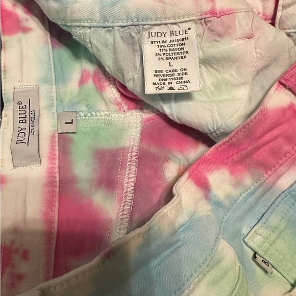 Judy Blue White with Multi-Colored Tie Dye Cut-Off Jean Shorts -Like New, Size L - Picture 3 of 5